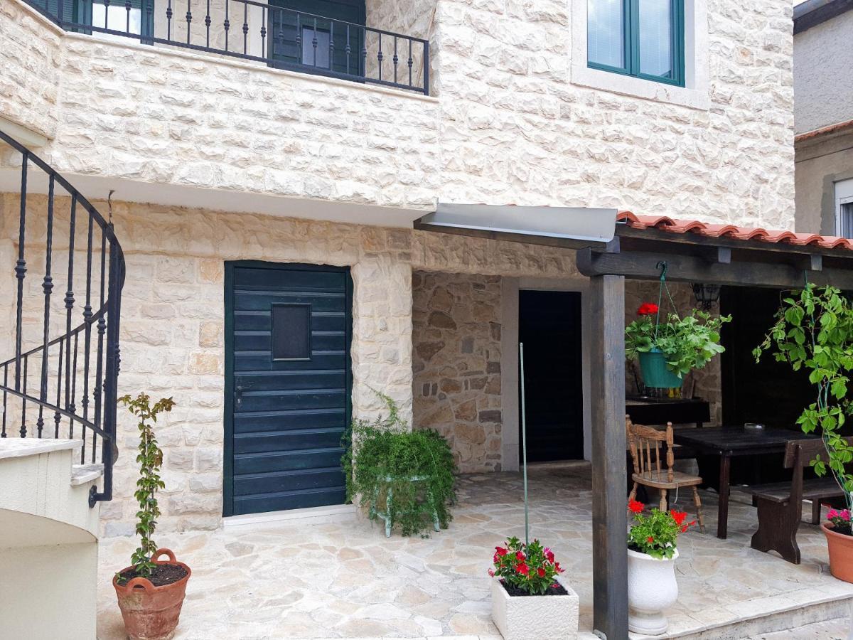 ביבינייה Holiday Home Jakov מראה חיצוני תמונה